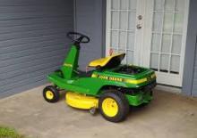Газонокосарки, газонні та садові трактори John Deere RX75