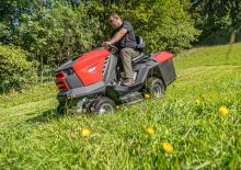 Газонокосарки, газонні та садові трактори SECO Starjet P4 4x4