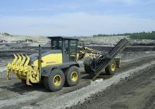 Грейдери HBM-NOBAS BG 240 T-4