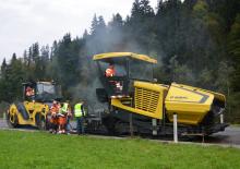 Гусеничні асфальтоукладачі Bomag BF 600 C 2 S 600