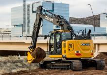 Гусеничні екскаватори John Deere Construction 135G