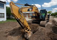 Гусеничні екскаватори Caterpillar 320E L