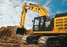 Гусеничні екскаватори Caterpillar 374D L