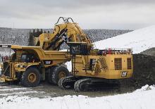 Гусеничні екскаватори Caterpillar 6060