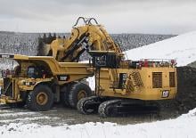 Гусеничні екскаватори Caterpillar 6060 FS