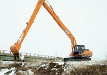Гусеничні екскаватори Case CX 240 LC