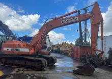 Гусеничні екскаватори Daewoo DH220LC
