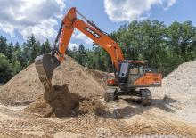 Гусеничні екскаватори Develon DX235LC-7 
