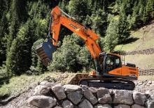 Гусеничні екскаватори Develon DX245NHD-7 