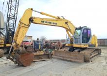 Гусеничні екскаватори New Holland E235SR