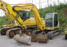 Гусеничні екскаватори New Holland E80