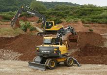 Гусеничні екскаватори Volvo EC210B