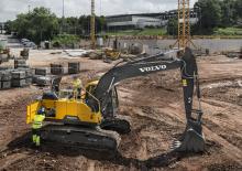 Гусеничні екскаватори Volvo EC220ENH