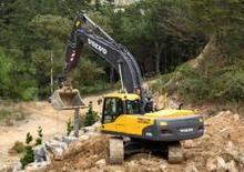 Гусеничні екскаватори Volvo EC290CLR