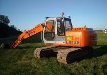 Гусеничні екскаватори Fiat-Hitachi EX 135