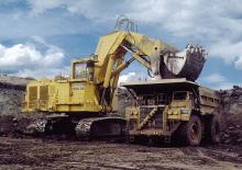 Гусеничні екскаватори Demag H740 OS