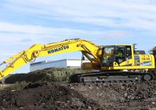 Гусеничні екскаватори Komatsu HB215LC-3