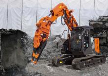 Гусеничні екскаватори Hitachi ZX 135 US-5