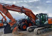 Гусеничні екскаватори Hitachi ZX240LCN-6