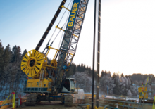 Гусеничні крани - ґратчаста стріла BAUER Group eMC 96