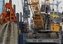 Гусеничні крани - ґратчаста стріла Liebherr HS 8100.1 