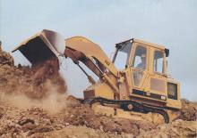 Гусеничні навантажувачі Caterpillar 943