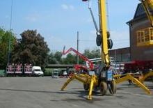 Гусеничні підйомники з шарнірною стрілою Basket Spider 25 D