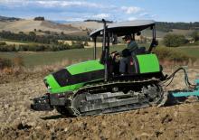 Гусеничні трактори DEUTZ-FAHR Agroclimber 410 SIX