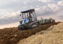 Гусеничні трактори New Holland TK4.90