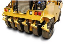 Катки на гумових колесах Caterpillar CW16