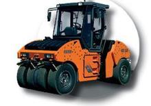 Катки на гумових колесах Hamm HD 150 TT