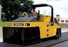 Катки на гумових колесах Caterpillar PS 360C