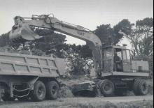 Колісні екскаватори Caterpillar 224B