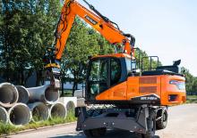 Колісні екскаватори Develon DX140W-7 
