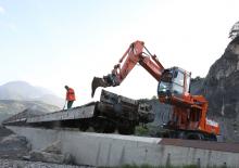Гусеничні екскаватори Hitachi ZX 180 W