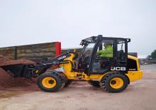 Колісні навантажувачі JCB 403