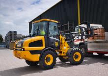 Колісні навантажувачі JCB 407