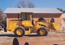 Колісні навантажувачі John Deere Construction 444 H