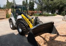 Колісні навантажувачі Kramer 8115
