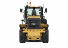 Колісні навантажувачі Caterpillar 926