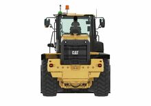 Колісні навантажувачі Caterpillar 938