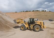 Колісні навантажувачі Caterpillar 972