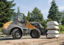 Колісні навантажувачі Mecalac AS 700