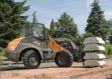 Колісні навантажувачі Mecalac AS700