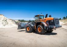 Колісні навантажувачі Doosan DL420-7