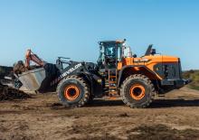 Колісні навантажувачі Develon DL580-7