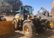 Колісні навантажувачі Bell L1004D