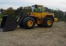 Колісні навантажувачі Volvo L120E