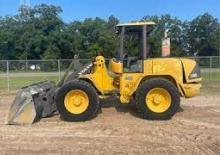 Колісні навантажувачі Volvo L40B