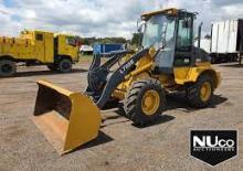 Колісні навантажувачі Bell L705E